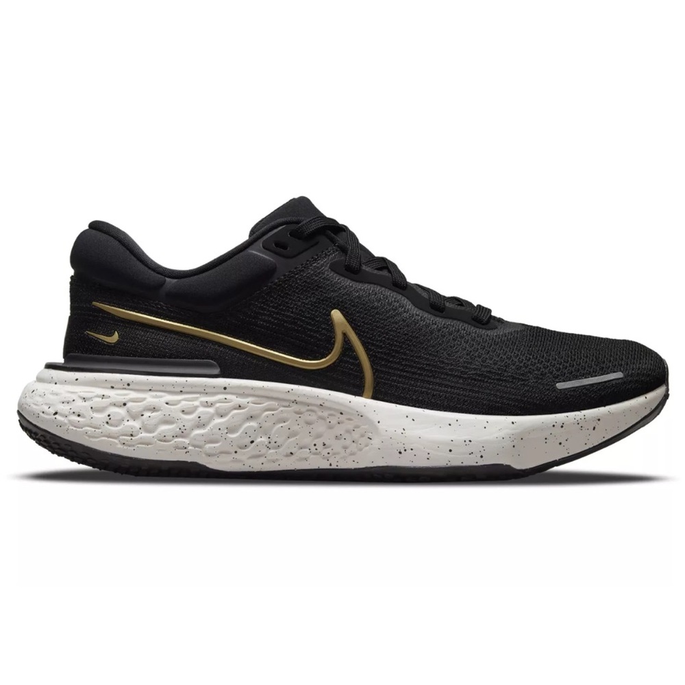 Nike Men’s- Invincible ZoomX Invincible Run Flyknit- size 15 Black/Gold